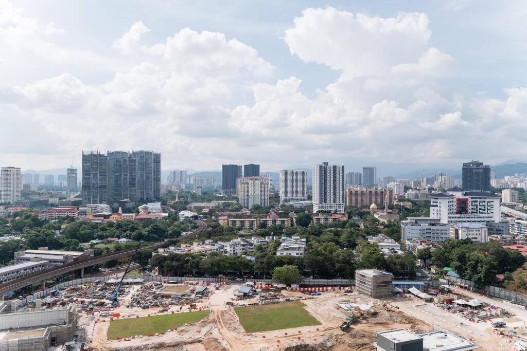 Tr Residence Lovely 3 Bedroom Unit 6Pax Next To Titiwangsa Lrt Kuala Lumpur Luaran gambar